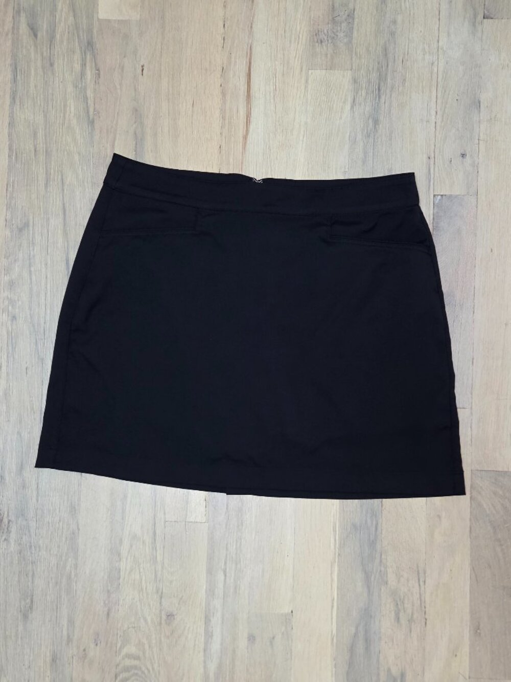 PGA TOUR Black Tailored Woven Stretch Golf Tennis Skort Size 8